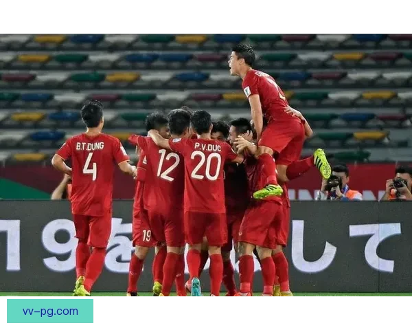 从登贝莱对阵马赛表现看亚洲杯关键数据背后的战术逻辑解析