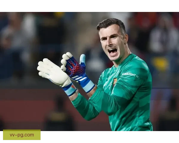 伊尼亚基佩尼亚在特尔施特根伤缺期间担任首发门将表现平稳稳定