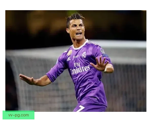 皇马官方发布2024-25赛季全新紫色球衣设计引领潮流